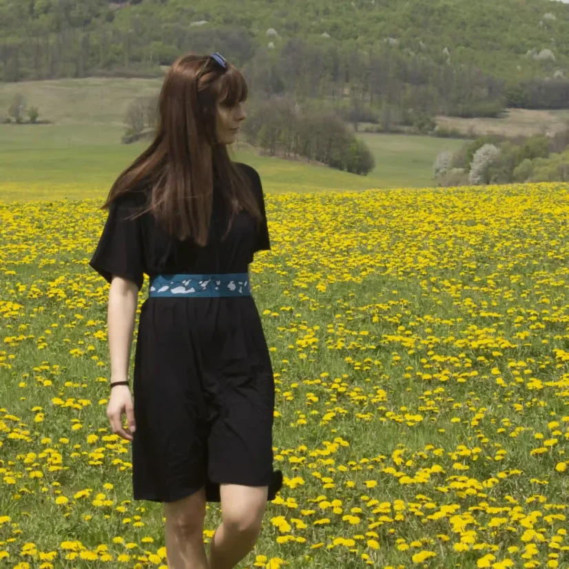 Univerzálne viskózové šaty vyobené na Slovensku | Ejha