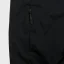 Detail vrecka na zips na modrej "softshellke"