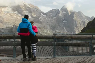 Turistické softshellové bundy s výšivkou hôr pre páry | Ejha