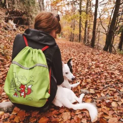 Praktický zelený vyšívaný vak na výlety Praktický zelený vyšívaný vak na výlety