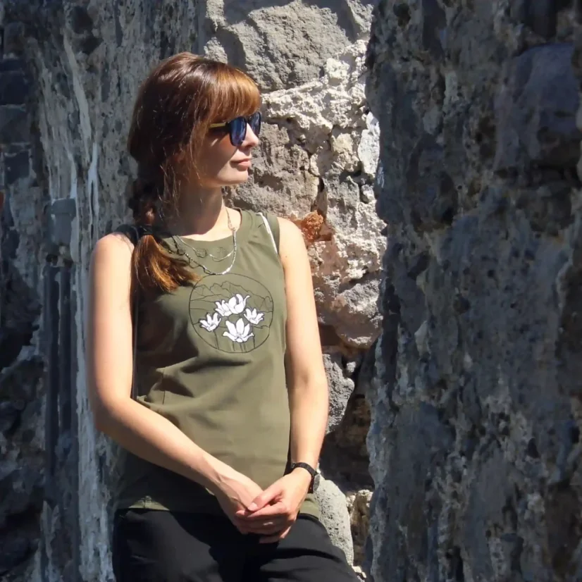 Originálny jednofarebný vyšívaný top