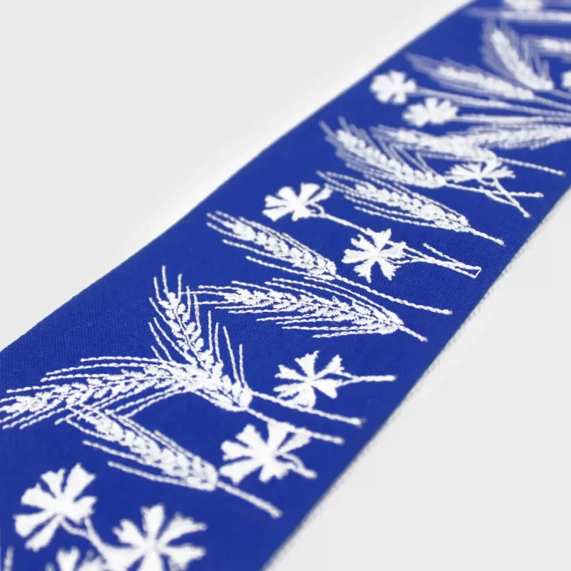 Detail výšivky na opasku - Klasy