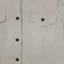 Detail náprsného vrecka na košeli z prírodného ľanu