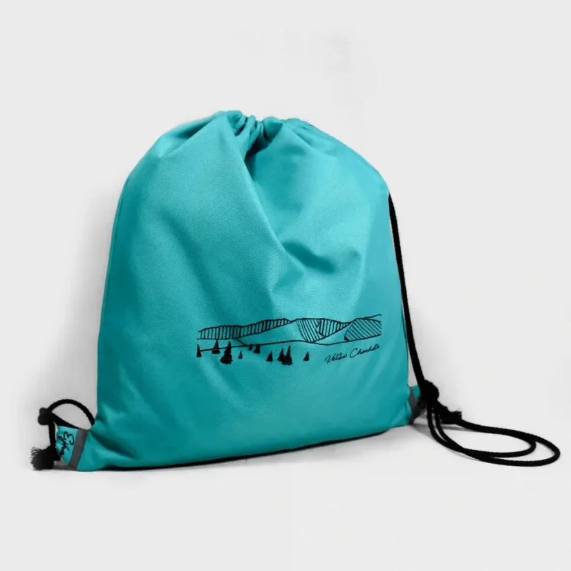 Čiastočne nepremokavý vak s výšivkou slovenských hôr - Veľká Chochuľa