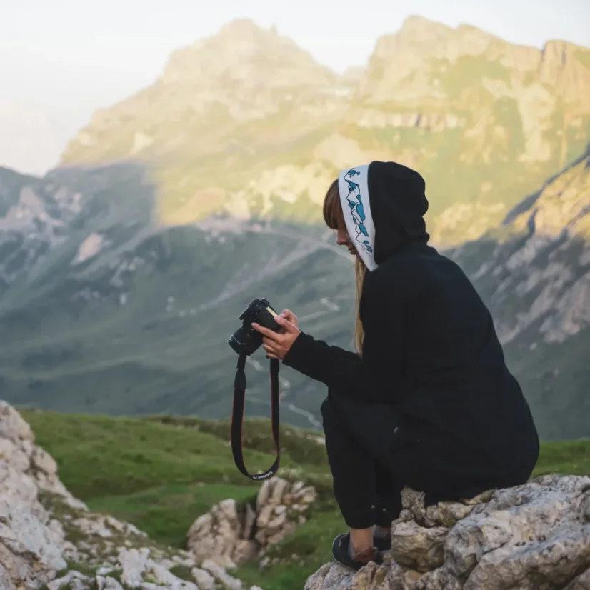 Dámska tunika s kapucňou vhodná do hôr ale aj do mesta | Ejha